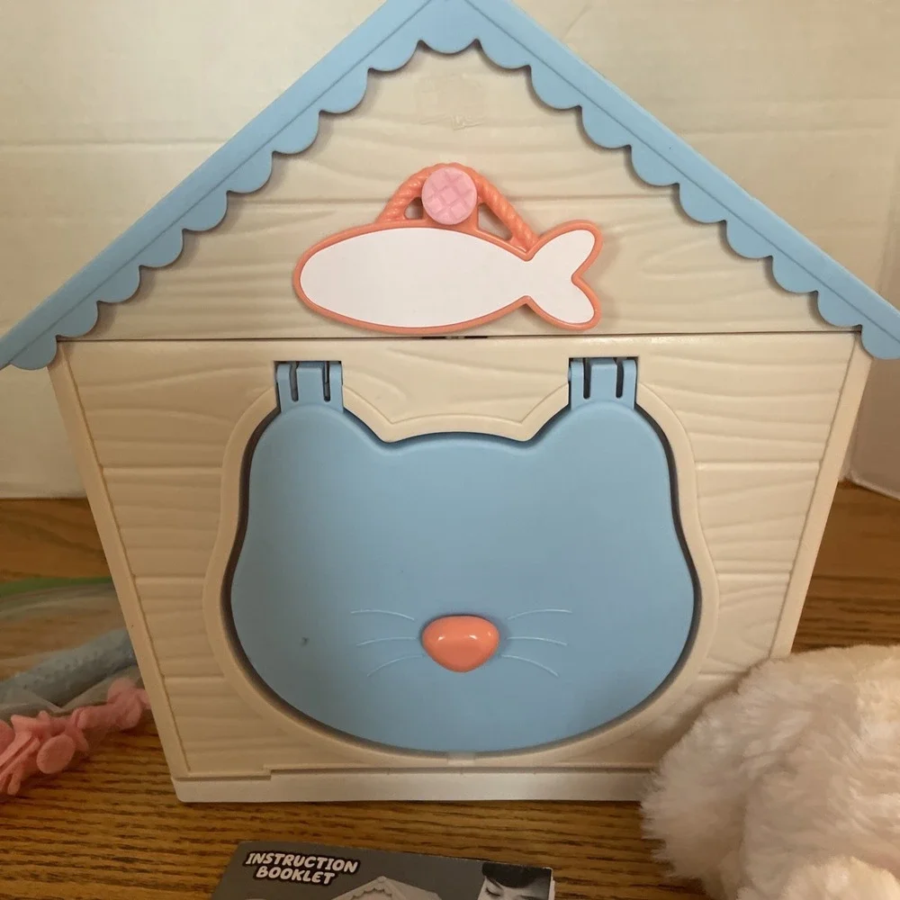 Takara Tomy‎ Magical DIY Cat and Home